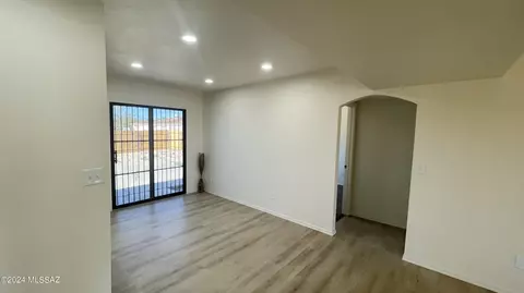 2117 E Pinal Vis, Tucson, AZ 85713 photo 8