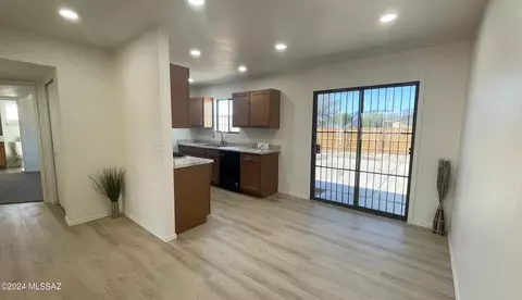 2117 E Pinal Vis, Tucson, AZ 85713 photo 11