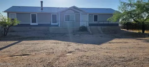 6895 N Shadows Desert Ln, Marana, AZ 85653