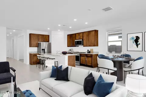 9997 S Arnold Ranch Ct, Vail, AZ 85641