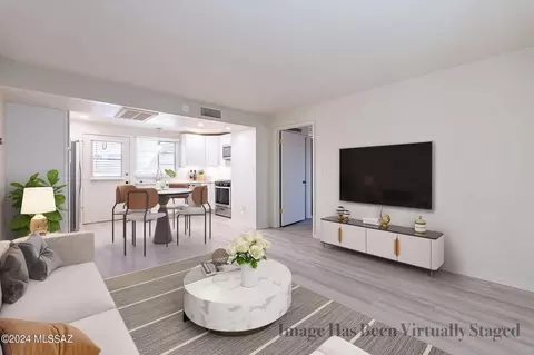 436 S Paseo Cerro #C, Green Valley, AZ 85614
