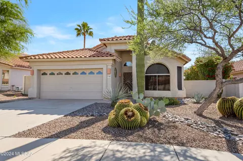 12188 N New Dawn Ave, Oro Valley, AZ 85755