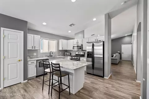 28 W Eric Dorman St, Vail, AZ 85641 photo 8