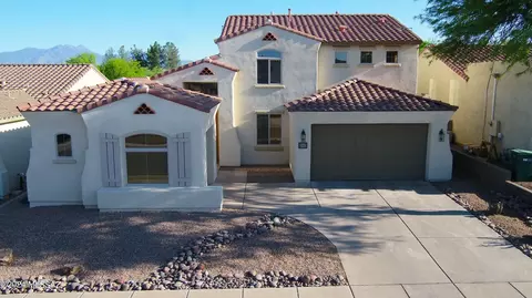 362 E Via Puente De La Lluvia, Sahuarita, AZ 85629