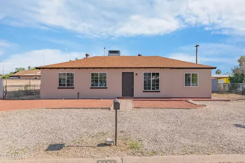 5624 E 34th St, Tucson, AZ 85711