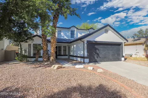 5172 W Aquamarine St, Tucson, AZ 85742