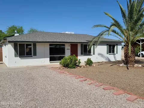 1058 S Duquesne Dr, Tucson, AZ 85710