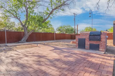 1819 E Hampton St, Tucson, AZ 85719 photo 32