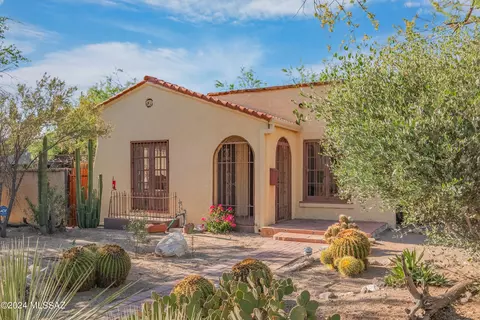 1819 E Hampton St, Tucson, AZ 85719 photo 2