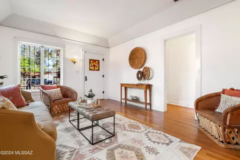 1819 E Hampton St, Tucson, AZ 85719 photo 4