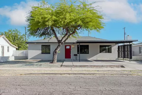2714 E 21st St, Tucson, AZ 85716