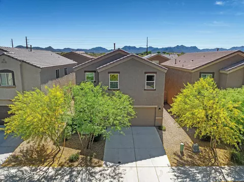 3311 N Dales Crossing Dr, Tucson, AZ 85745
