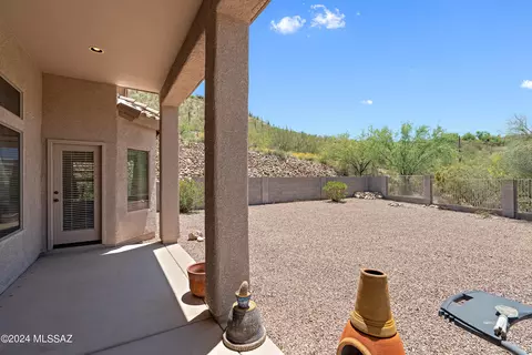 Exterior - 7812 E Sam Hill Pl, Tucson, AZ 85750 photo 8 of 10