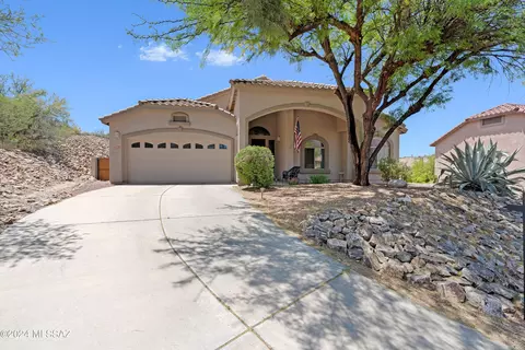 Exterior - 7812 E Sam Hill Pl, Tucson, AZ 85750 photo 4 of 10
