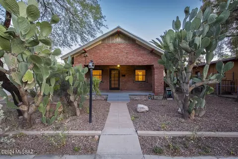 422 E Mabel St, Tucson, AZ 85705