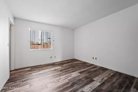9456 E Simon Pl, Tucson, AZ 85710 photo 23