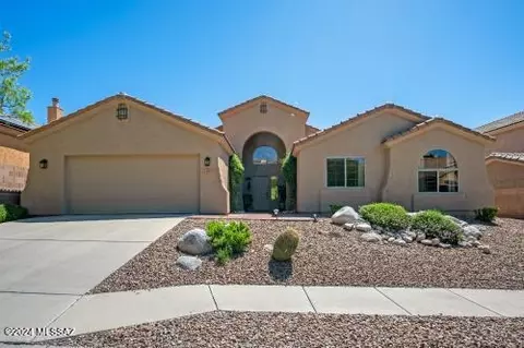 4516 N Saddle View Dr, Tucson, AZ 85750