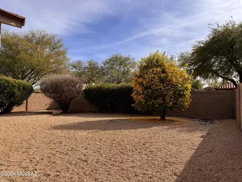 Exterior - 10434 E Marquette St, Tucson, AZ 85747 photo 5 of 5