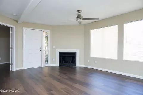 2601 W Broadway Boulevard E449, Tucson, AZ 85745