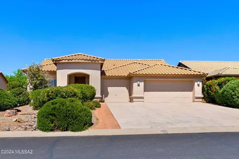 2243 E Desert Pueblo Pass, Green Valley, AZ 85614