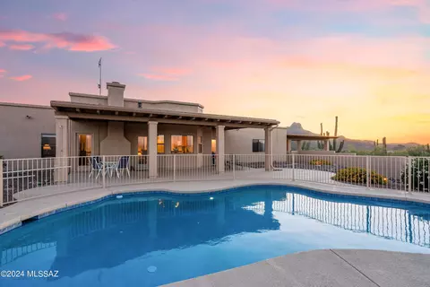 7170 N Harold Dr, Tucson, AZ 85743