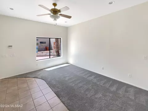Living - 9477 E Lilly Bay Loop, Tucson, AZ 85710 photo 3 of 4