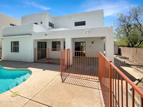 Exterior - 9477 E Lilly Bay Loop, Tucson, AZ 85710 photo 2 of 6