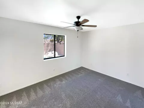 Bedroom - 9477 E Lilly Bay Loop, Tucson, AZ 85710 photo 2 of 3
