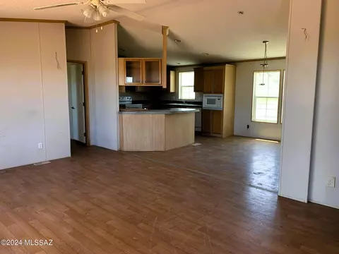 10470 S Robison Rd, Willcox, AZ 85643 photo 6