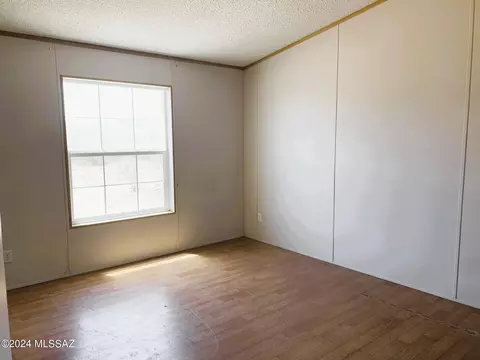 10470 S Robison Rd, Willcox, AZ 85643 photo 9