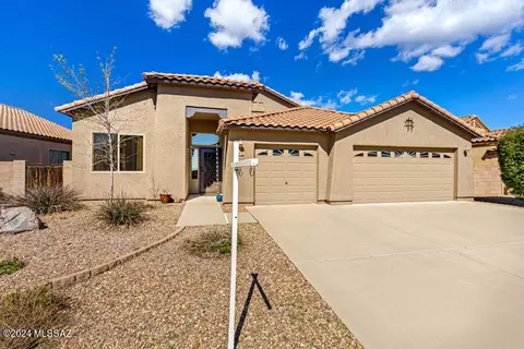 5716 W Midnight Chorus Rd, Tucson, AZ 85735