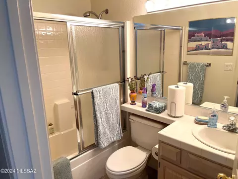 Bath - 202 N Cholla Dr, Pearce, AZ 85625 photo 4 of 4
