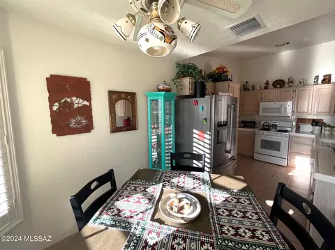 Dining - 202 N Cholla Dr, Pearce, AZ 85625 photo 3 of 3