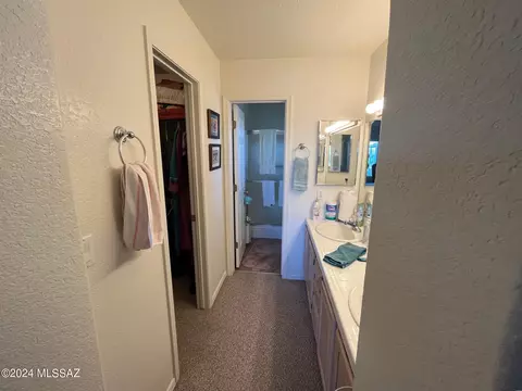 Bath - 202 N Cholla Dr, Pearce, AZ 85625 photo 2 of 4