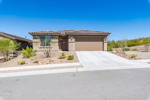 13935 E Silver Pine Trl, Vail, AZ 85641