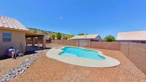 1718 W Calle Carinosa, Sahuarita, AZ 85629