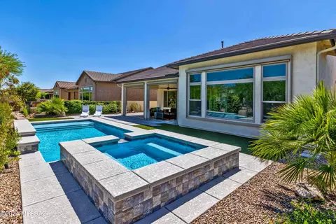 32883 S Cattle Trl, Oracle, AZ 85623