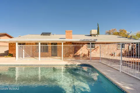 Exterior - 6830 E 4th St, Tucson, AZ 85710 photo 10 of 13