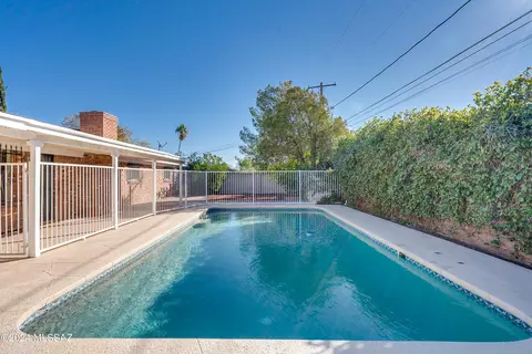 Exterior - 6830 E 4th St, Tucson, AZ 85710 photo 9 of 13