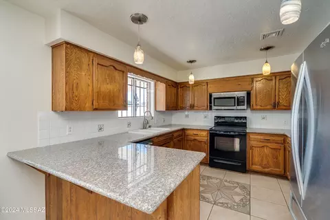 Kitchen - 6830 E 4th St, Tucson, AZ 85710 photo 2 of 5