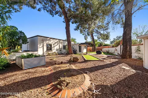 174 E Los Arcos, Green Valley, AZ 85614