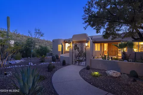 6142 E Avenida De Kira, Tucson, AZ 85750