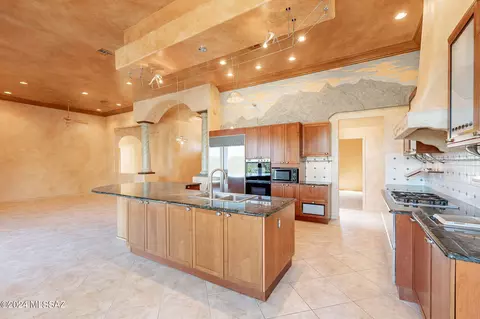 862 E Mt Wrightston Loop, Green Valley, AZ 85614 photo 13