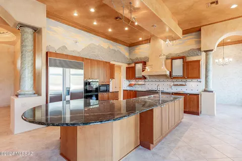 862 E Mt Wrightston Loop, Green Valley, AZ 85614 photo 11