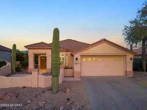 13066 N Sunrise Canyon Ln, Marana, AZ 85658