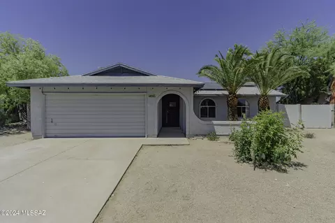 1450 S Coati Dr, Tucson, AZ 85713