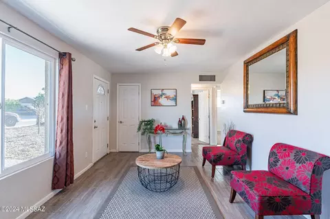 858 W Calle Colado, Tucson, AZ 85756