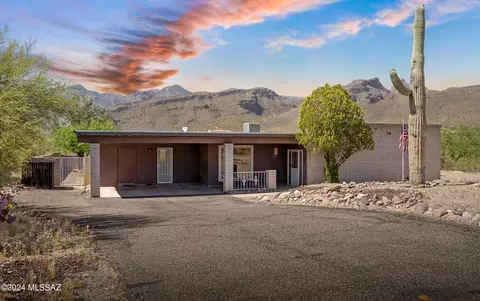 9481 E Summer Trl, Tucson, AZ 85749