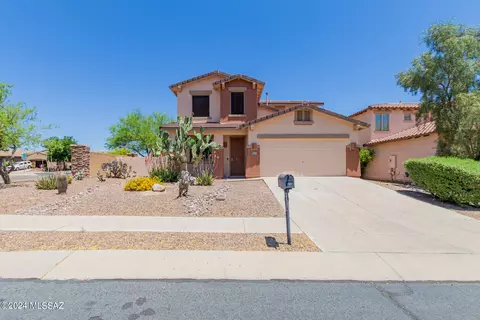 13016 N Salt Cedar Dr, Oro Valley, AZ 85755
