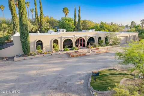 75 S Gollob Rd, Tucson, AZ 85710